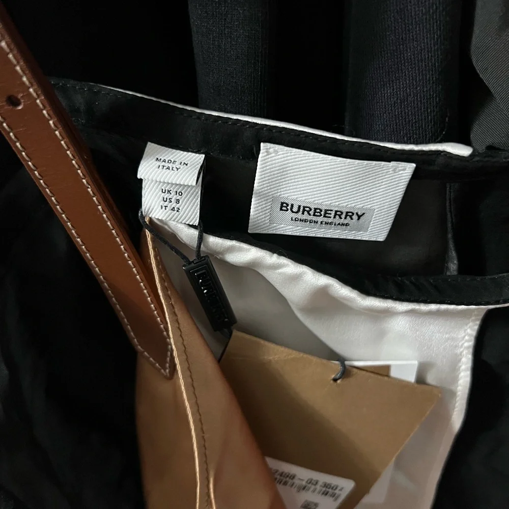 BURBERRY SILK TOP - Picture 3 of 14